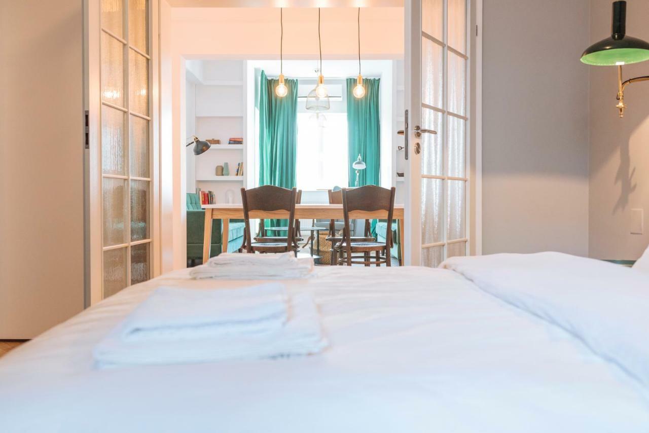 Brezoianu Spacious Flat Бухарест Экстерьер фото